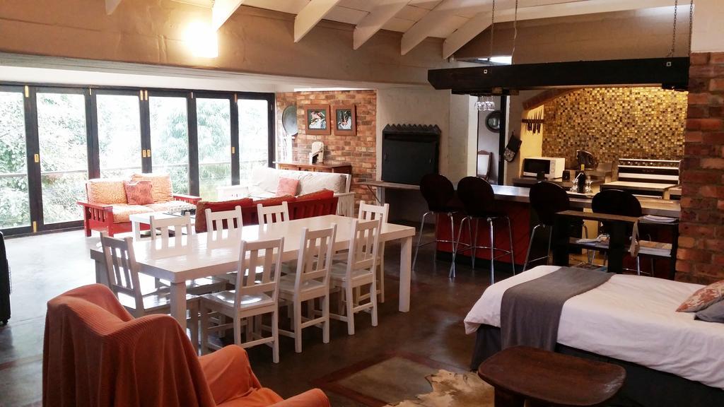 Hornbill House Self Catering Accommodation Hermanus Habitación foto