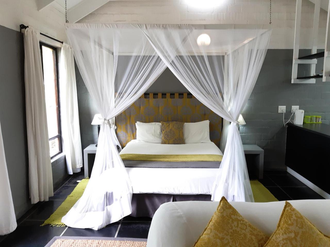 Hornbill House Self Catering Accommodation Hermanus Exterior foto