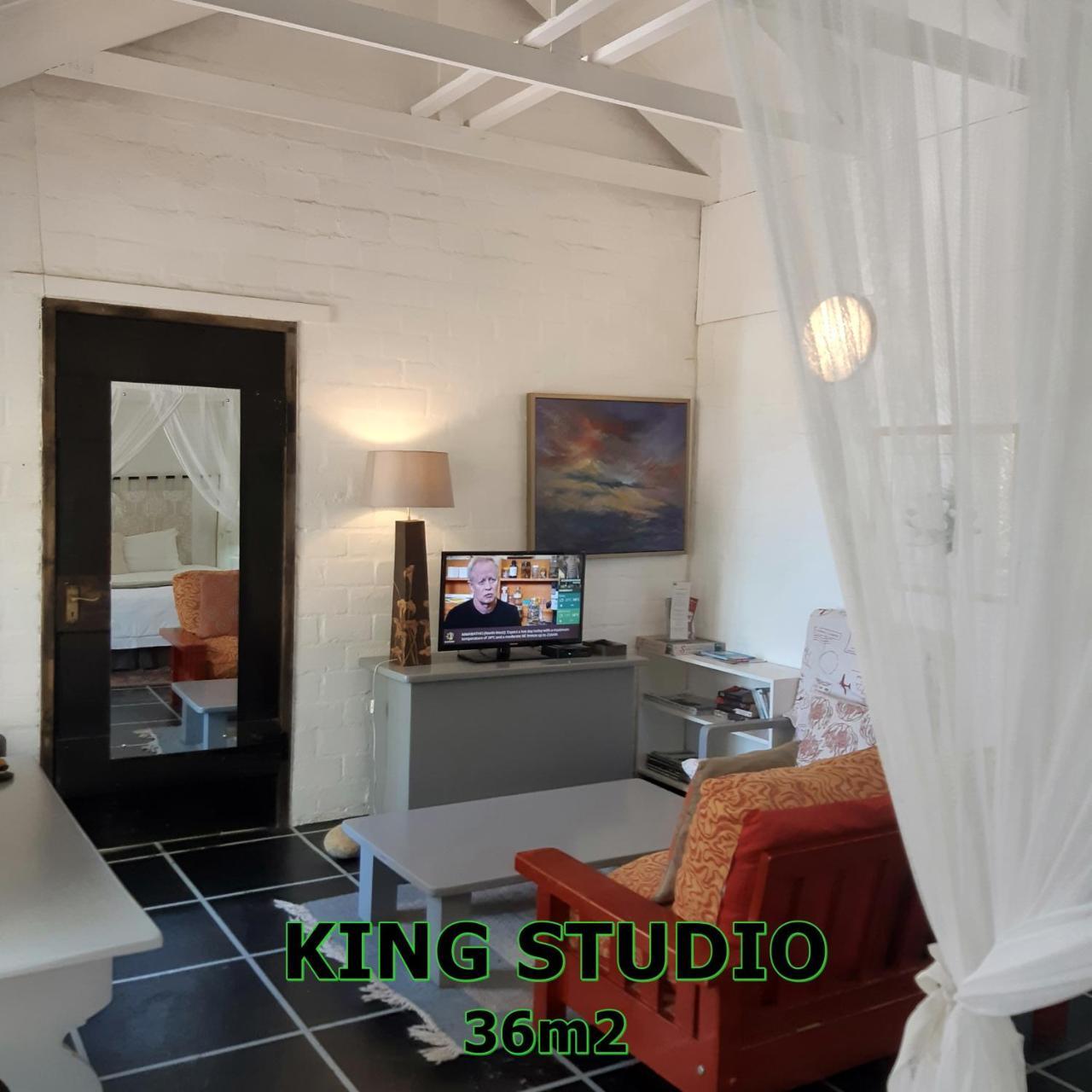 Hornbill House Self Catering Accommodation Hermanus Exterior foto
